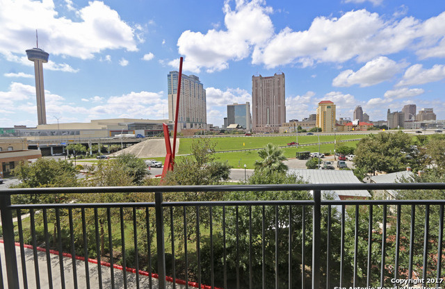 1 bed, 1 bath, $2,050, Unit # 301