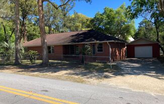 Charming Belleview 2/2 Home with Additional 1/1 In-Law Suite