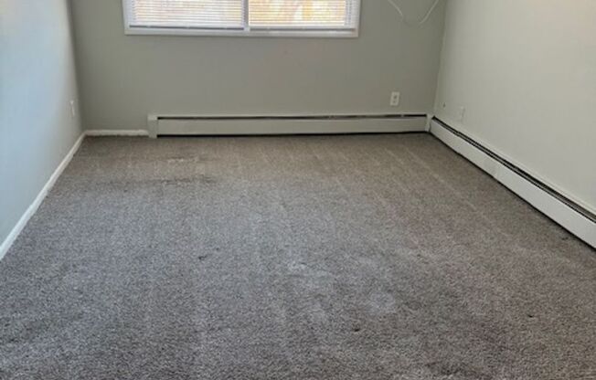 2 beds, 1.5 baths, 1,100 sqft, $1,375, Unit 802-310