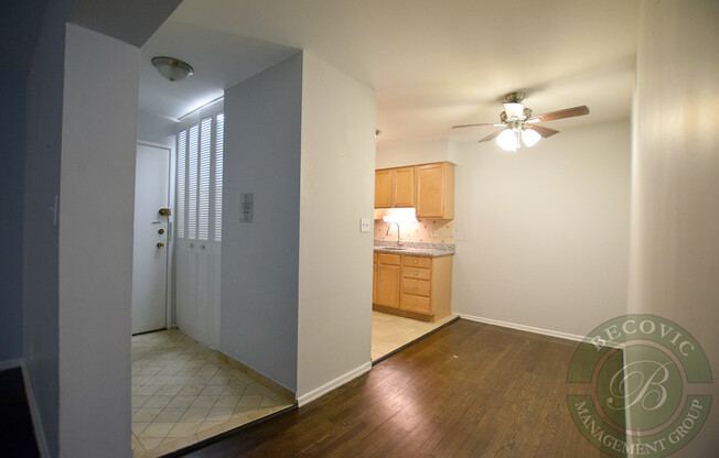 1 bed, 1 bath, 700 sqft, $1,750, Unit 304