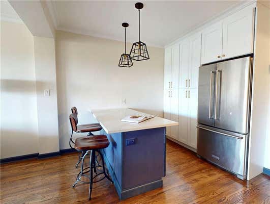 645 W 239 ST