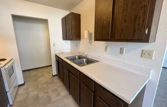 2 beds, 1 bath, 800 sqft, $899, Unit Unit 4