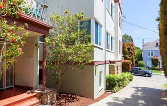 Lee Street Apartments