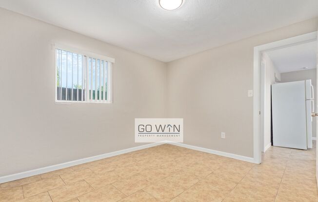 2 beds, 1 bath, 700 sqft, $1,250, Unit 3