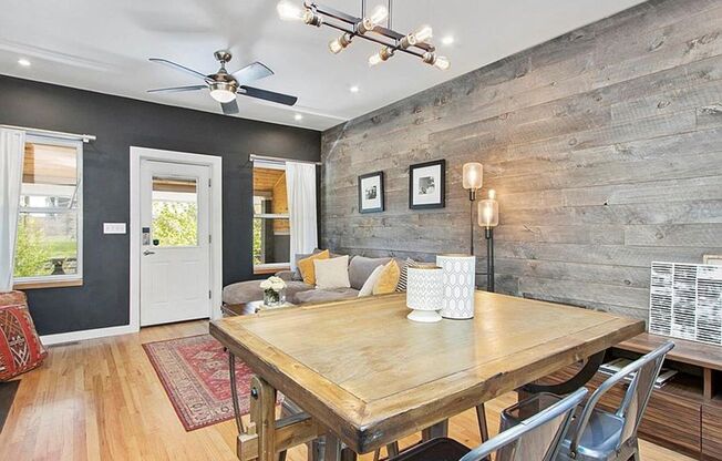 In the Heart of Highlands 2 Bedroom 1 Bath Row Home!