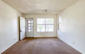 3 beds, 1 bath, $1,095