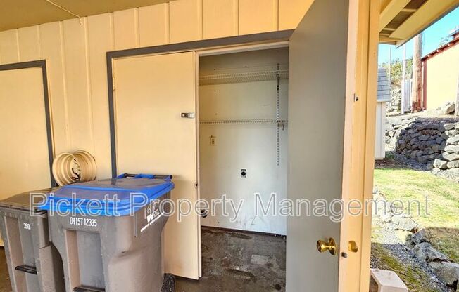 1621 TRENTON AVE