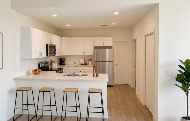 Discover Luxury at Waterchase Apartments, Largo FL