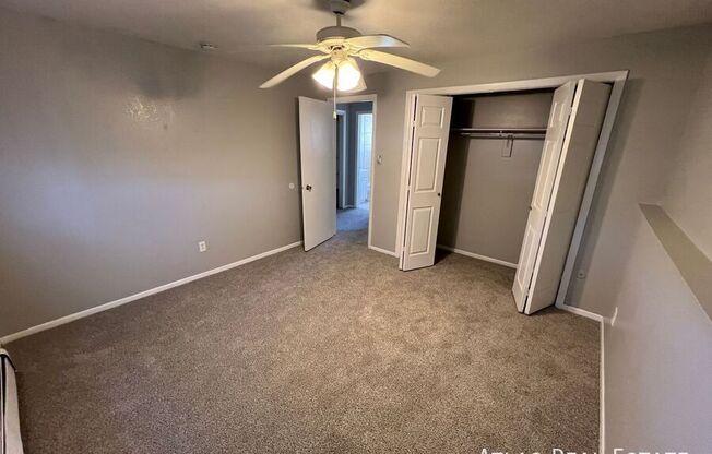 318 BONNIE CT