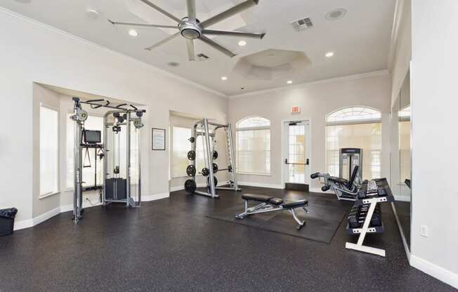 fully equipped fitness center at Grandeville on Saxon apartments in Orange City, Florida