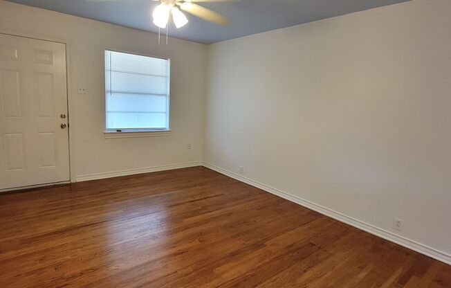 3 beds, 1 bath, $1,950