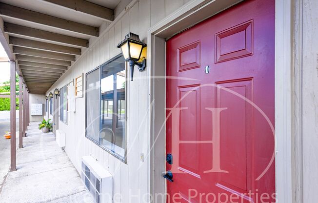 1200 SE Broadway