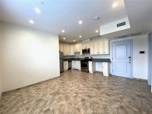 3 beds, 2 baths, 1,150 sqft, $3,495, Unit 205