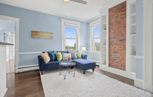 256 BUNKER HL ST