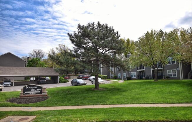 2 beds, 2 baths, 917 sqft, $1,575, Unit #1009