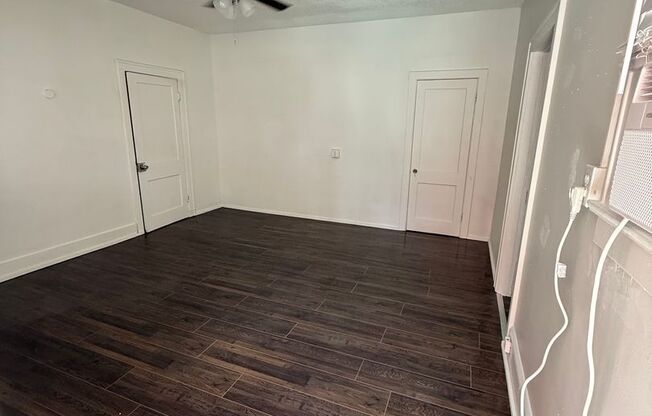 1 bed, 1 bath, $1,150, Unit 1208-1
