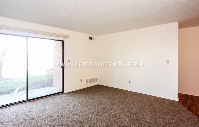 Hassle Free 2 BR 2 BA Condo In Great Location - Pool