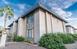 1402 E Guadalupe Rd