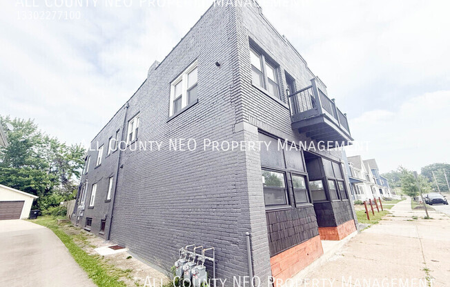 2649 E 110 ST