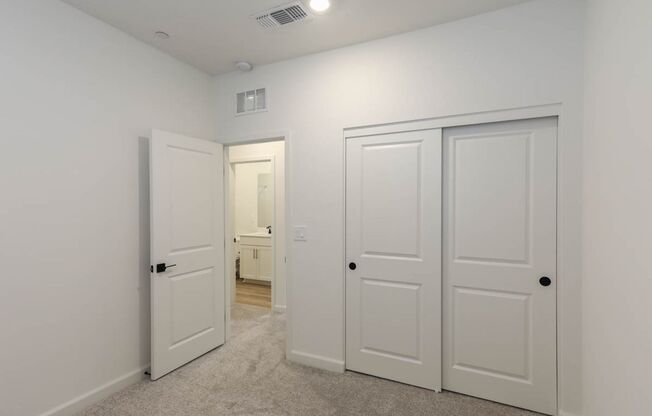 3 beds, 3.5 baths, $2,650