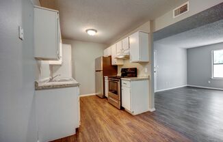 1 bed, 1 bath, 635 sqft, $700, Unit Apartment 060