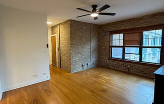7025 North Sheridan Road