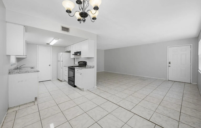 Spacious Clearwater Apartment with Laundry On Site with Move in Specials