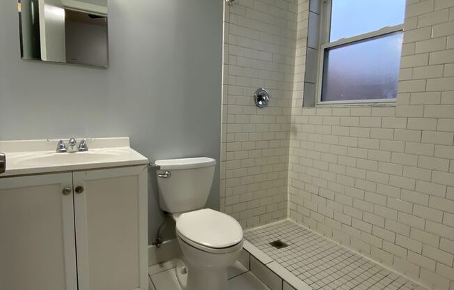 Studio, 1 bath, 275 sqft, $1,300, Unit 7456-3A