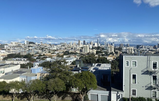 990 BAKER ST