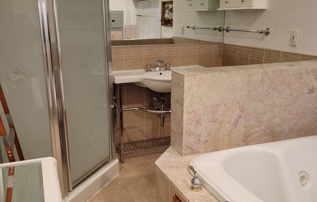 1 Bedroom with incredible view