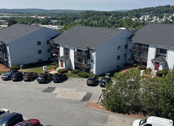 2 beds, 2 baths, 1,000 sqft, $2,000, Unit H125
