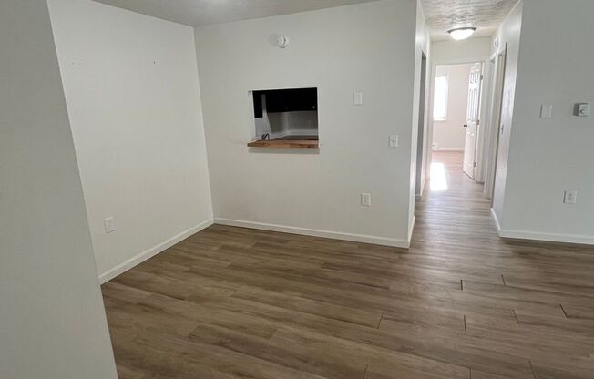 2 beds, 1 bath, 685 sqft, $1,250, Unit 111-211
