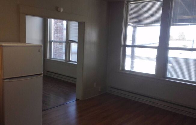 1 bed, 1 bath, 500 sqft, $995, Unit #8