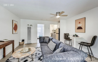 1135 E 18 ST