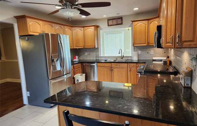 51 HOPEWELL DR