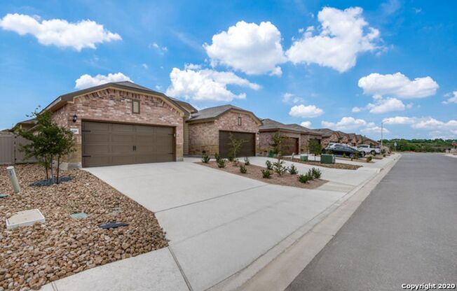 Luxury Duplex in Seguin