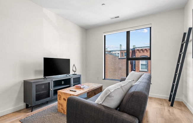 1 bed, 1 bath, 623 sqft, $3,400, Unit 505