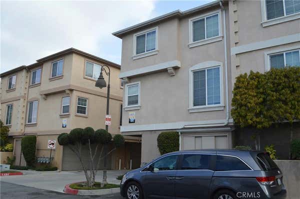 3 beds, 3 baths, 1,456 sqft, $3,200, Unit UNIT 3