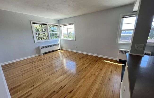 1 bed, 1 bath, 606 sqft, $1,550, Unit 414