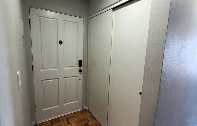 Southside Condo with a View - 1 Bedroom - High St