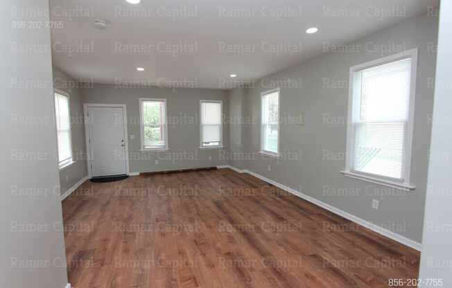 Your Dream Home Awaits: Transform this Spacious 5-Bedroom Gem!