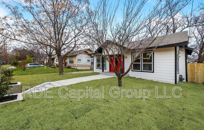 5212 PARRY AVE