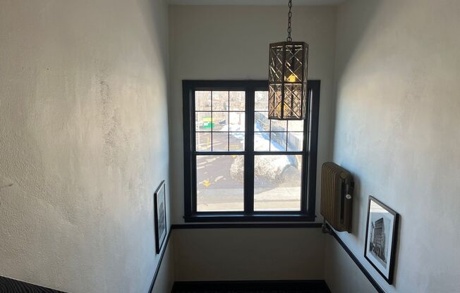 1 bed, 1 bath, 570 sqft, $979, Unit 202