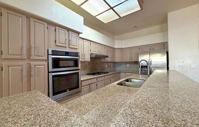 4 beds, 2.5 baths, $2,350