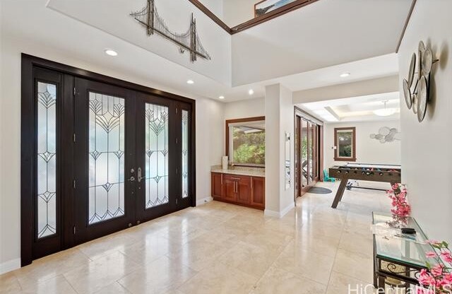 7096 KALANIANAOLE HWY
