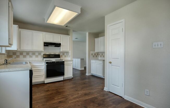 1601 Cindy Court