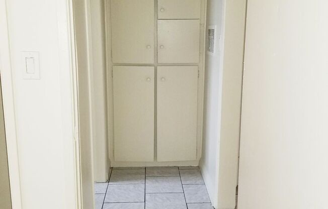 2086