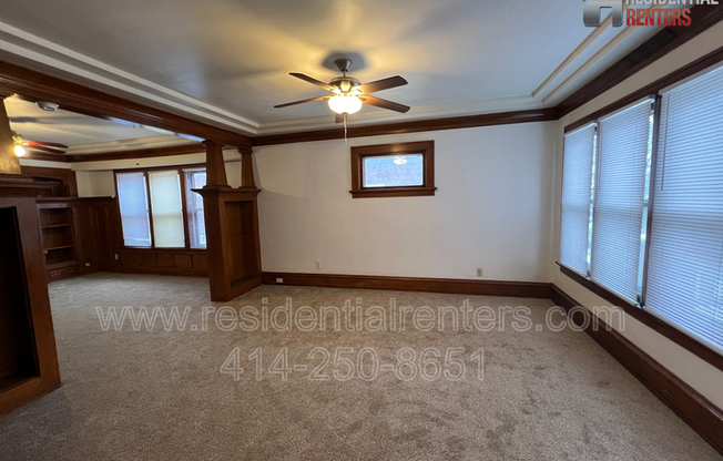 2742 N 40 ST