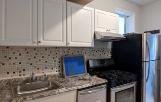 3544 N Halsted St 2R