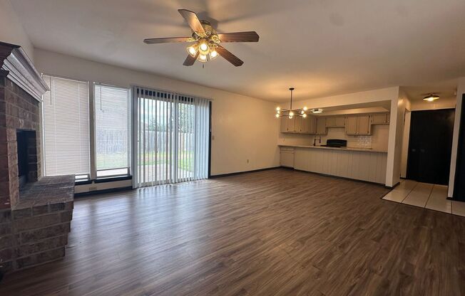 3 Bed 2.5 Bath Duplex Available in Oklahoma City